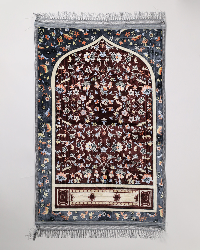 Embroidered Prayer Rug - Daraghmeh