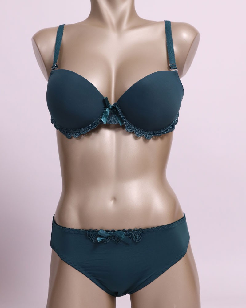 Underwear Set In Two Pieces Padded Bra + Lace Panties - Daraghmeh