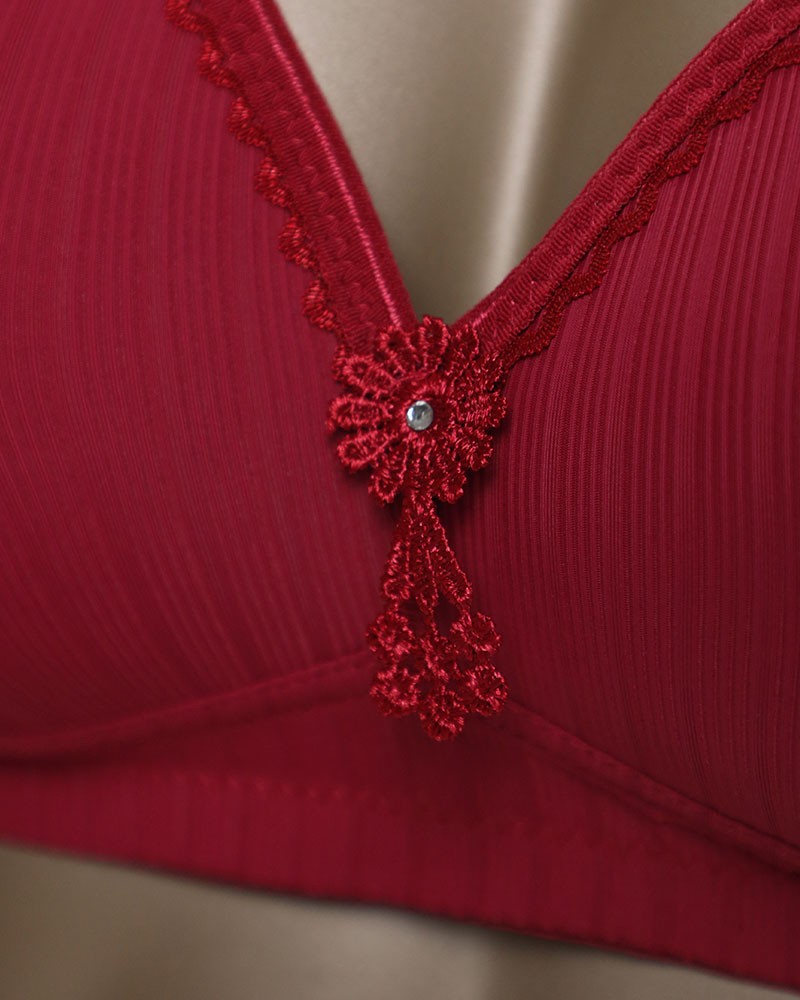 Ribbed Wireless Bra - Daraghmeh