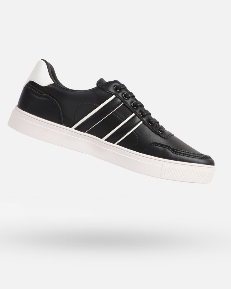 White And Black Casual Leather Shoes - Daraghmeh